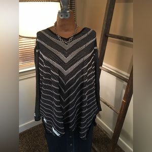 Dana Buchan 3X Black Striped Geometrical Sweater